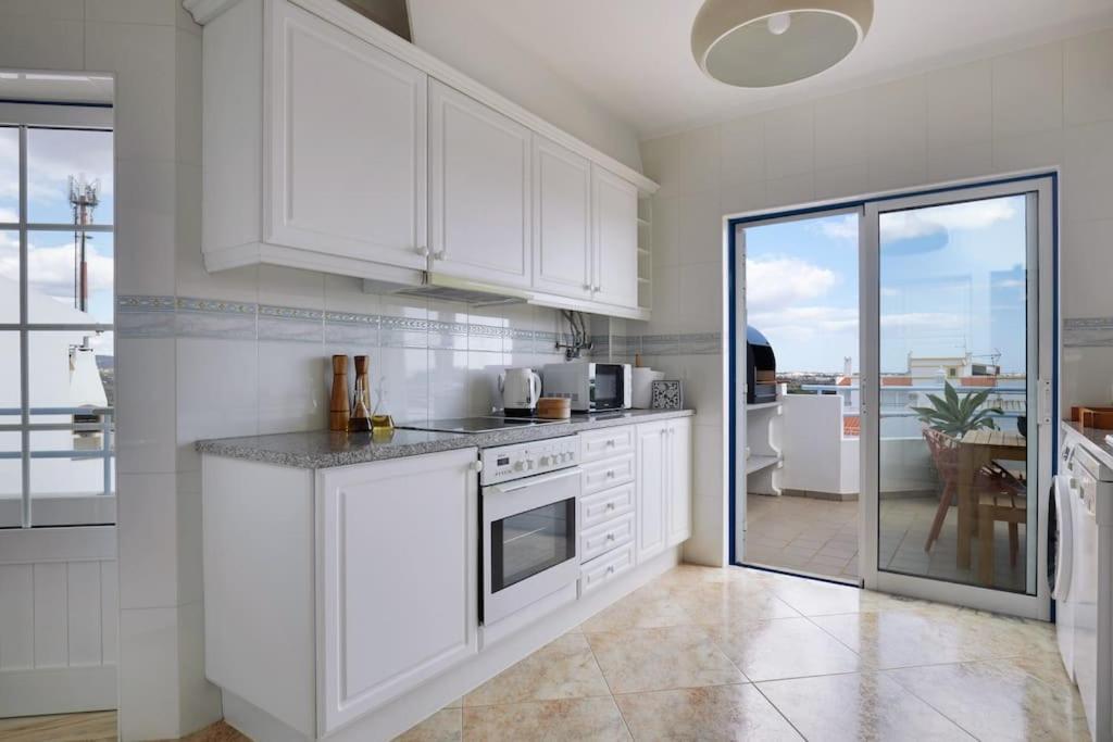 Seaside Serenity Beachside * Albufeira